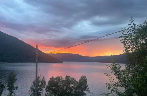 Atra House | Stor hytte med 4 soverom og panoramautsikt over Tinnsjøen ved Rjukan og Gaustatoppen