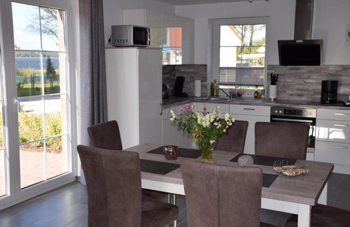 Warin House | Storchennest