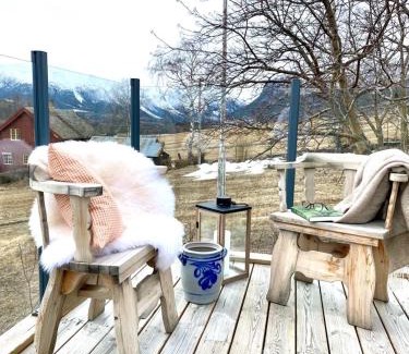 Skjaak House | Stort og autentisk hus i Skjåk - kort vei til Lom!