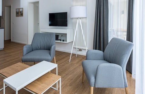 Bensersiel Apartment | Strandnahes Ferienapartment mit Balkon, Parkplatz, Schwimmbad- & Saunanutzung