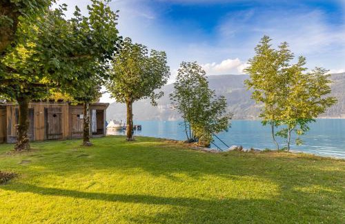 Darligen Apartment | Strandhüsli directly on lake Thun