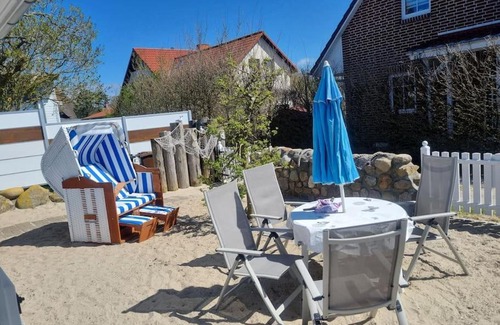 Dierhagen Ost Apartment | Strandhaus in der Düne