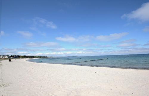 Glowe Apartment | Strandvilla Böck FeWo 13 strandnah, Balkon, Meerblick