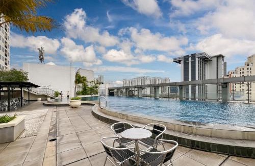 East Jakarta Apartment | Strategic MTH Square Apt 1BR Pool & Gym