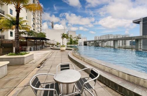 East Jakarta Apartment | Strategic MTH Square Apt 1BR Pool & Gym