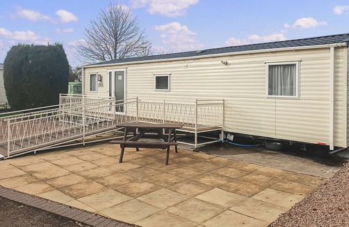 Tiddington House | Stratford Caravan WCF (Pet)
