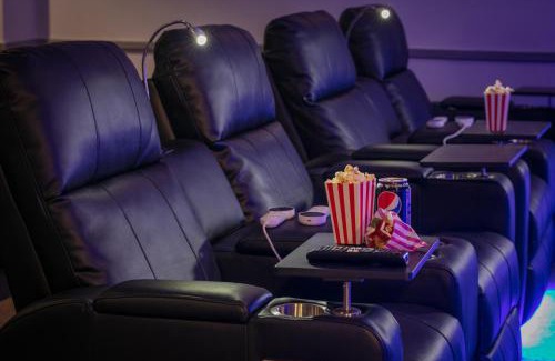 Uckington Hotel | Stratford Manor Hotel