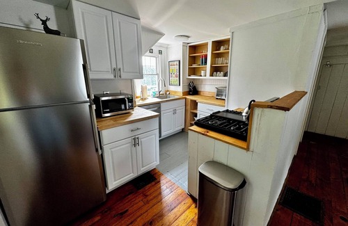 South Londonderry Other | Stratton View Farmhouse + Guesthouse