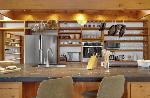 Tucson House | Straw bale eco-luxe house + guesthouse on 3+ acres 20 minutes to downtown Tucson