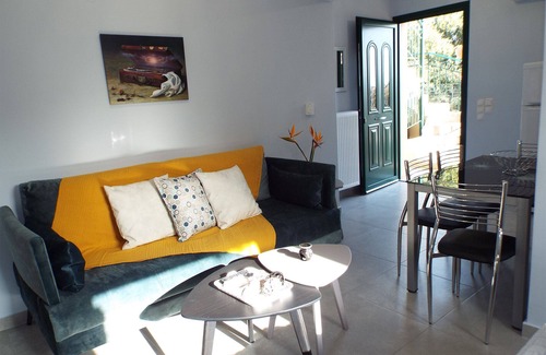 Karavados Apartment | Strelitzia Studio Karavados Kefalonia