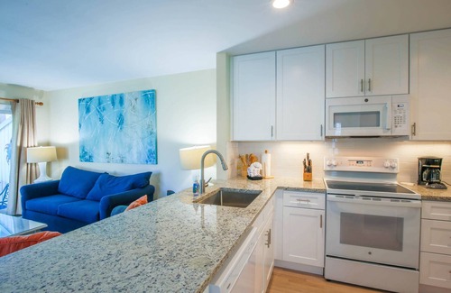 Isle of Palms Villa | Stroll to Beach! Private Balcony. Lagoon Views