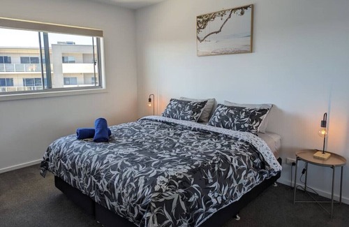Wright Apartment | Stromlo Strong! 2bd 1br @Wright