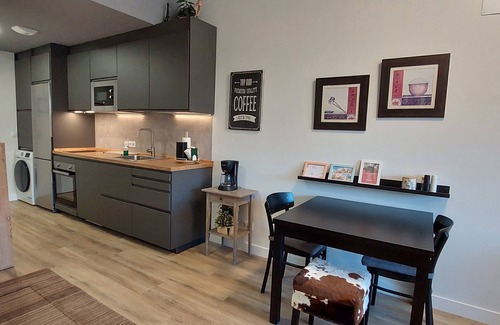 San Sebastian de los Reyes Apartment | Studio Europa 30 With Airco