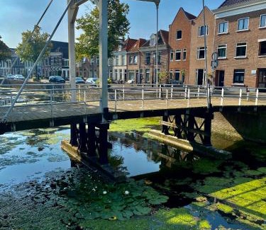 Municipality of Kampen Apartment | Studio 157, in de stad aan de gracht