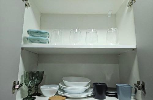 Alexandra Apartment | Studio 306, decorado com garagem e ar-condicionado