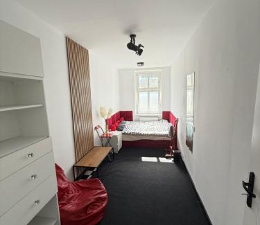 Poznan City Center Hotel | Studio 54 Poznań - 24h self check-in
