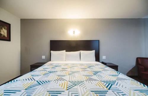 Channelview Hotel | Studio 6 Channelview TX Baytown West