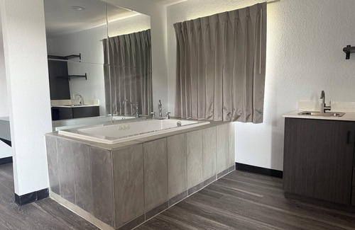 Little Rock Hotel | Studio 6 Little Rock, AR - South