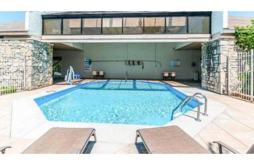 Southgate Hotel | Studio 6 Southgate MI Detroit