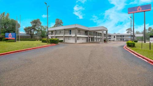 Texarkana Hotel | Studio 6 Texarkana TX