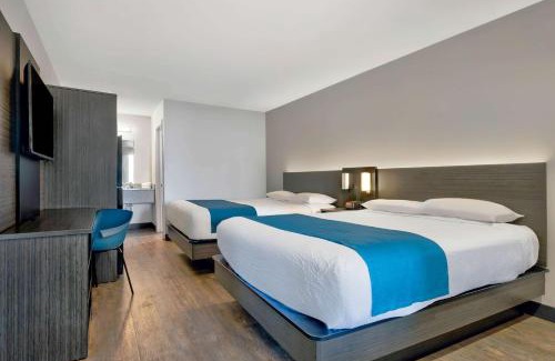 Waco Hotel | Studio 6 Waco Downtown Baylor