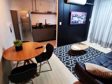 Centro Apartment | Studio 703 Premium no Centro de Chapecó com Sacada Piscina Academia e Vaga Garagem