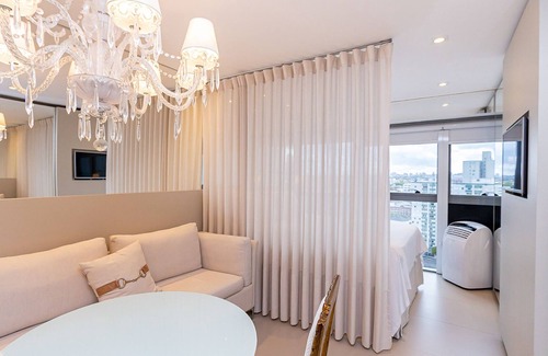 Reboucas Apartment | Studio 7th Avenue - 7th046