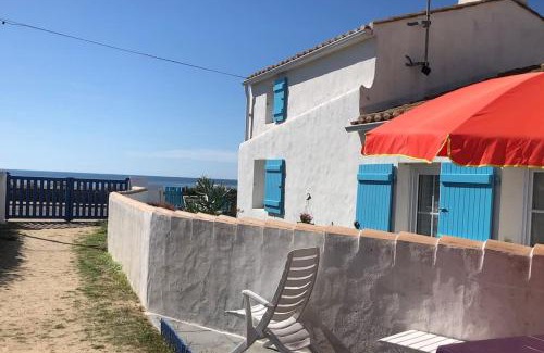 La Gueriniere Apartment | STUDIO A LA PLAGE 20m Belle vue