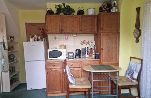 Kinoulton Apartment | Studio-Annex-Private Entrance-Self Check-In