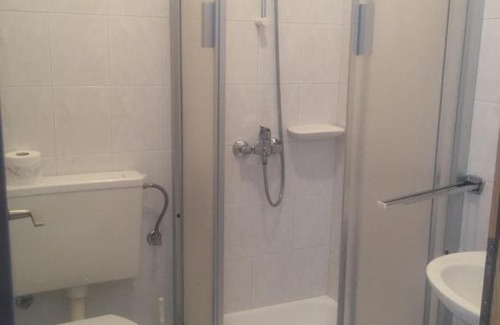 Jesenice Apartment | Studio Apartmani Topic
