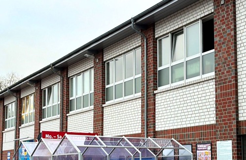 Lingen Apartment | Studio Apartment '6' with Wi-Fi