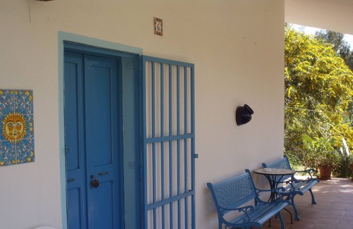 Teulada Apartment | Studio Apartment 'Agricosta Del Sud Studio6 - 4p' with Shared Pool and Shared Garden