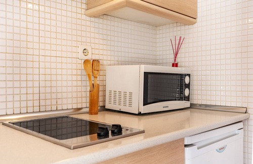 Pradollano Apartment | Studio Apartment "Sierralacant Superior 6 Pax" with Shared Garden & Wi-Fi