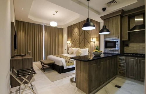 Dubai Hotel | Studio Apartment in Al Qusais With Free Breakfast