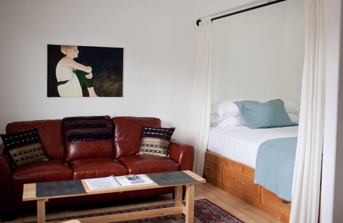 Eastsound Apartment | Studio Apartment in Eastsound, the Heart of Orcas Island - Chinook 4