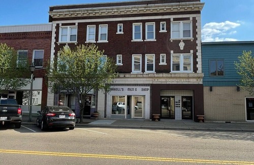 Coshocton Apartment | Studio Apartment on Main Street in Coshocton (35)