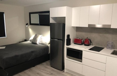 Adamstown Apartment | Studio Apartment Unit