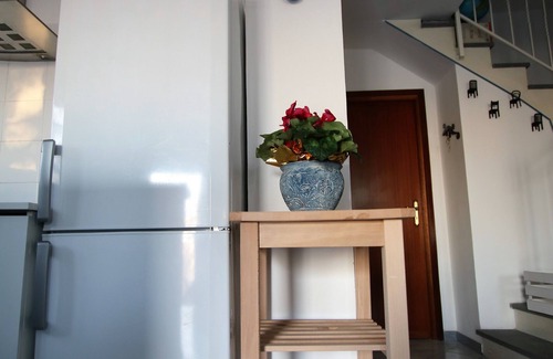 Zimone Apartment | Studio apartment with lake view
