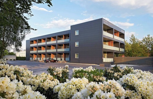 Naerum Apartment | Studio Apartment with Sunny Balcony for 4
