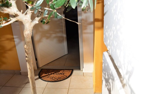 Agia Marina Apartment | Studio Apt. By The Sea In The Heart Of Agia Marina #2