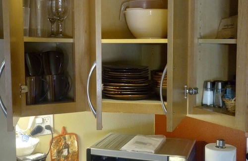 Rural-Geneva Apartment | Studio Apt in Tempe. Students/Traveling nurses. Sleeps 2.