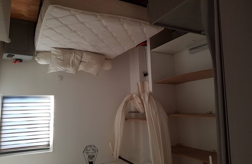 Althen-des-Paluds Apartment | STUDIO at ALTHEN DES PALUDS between AVIGNON and CARPENTRAS