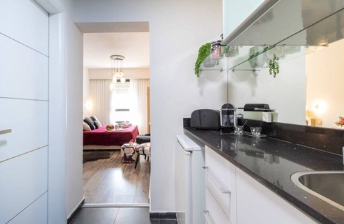 Mamilla Apartment | Studio between King David Hotel and Waldorf - Parking Included