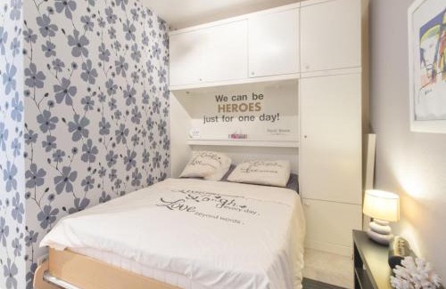 De Haan Apartment | Studio Bowie with shared pool by Interhome