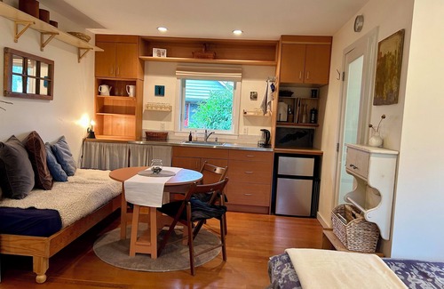 North Cowichan Cottage | Studio Cedar Guest Cottage