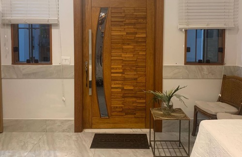 Itatiba House | Studio center of Itatiba w/ garage