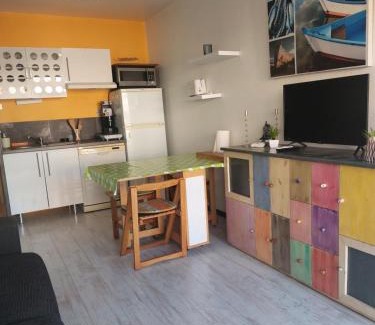 Mediterranee Apartment | studio chambre cabine proche de tous les sites et commodités