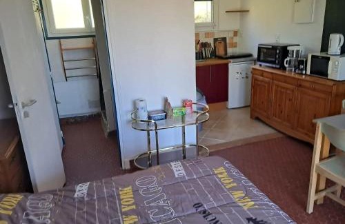 Treignac Apartment | Studio charmant à Treignac avec terrasse de 22 m²