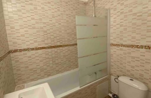 Quartier Administrations Apartment | Studio climatisé neuf centre-ville