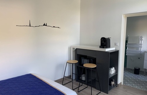 Sartrouville Apartment | Studio Cocooning "Vue sur Paris" near Paris. OLYMPIC GAMES 2024